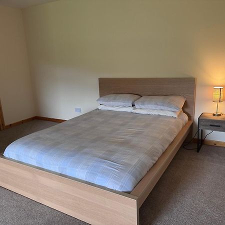 Langside Apartments Newhouse Esterno foto